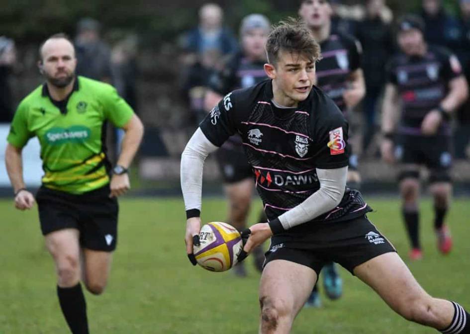 Ross Thompson Rugby Ross Thompson Signs Professional Contract With Glasgow Warriors : Ayr ...